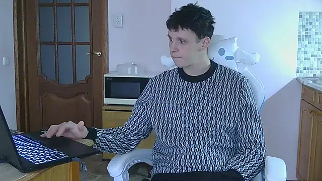  Timmy Boy  online show from 10, 11, 2025