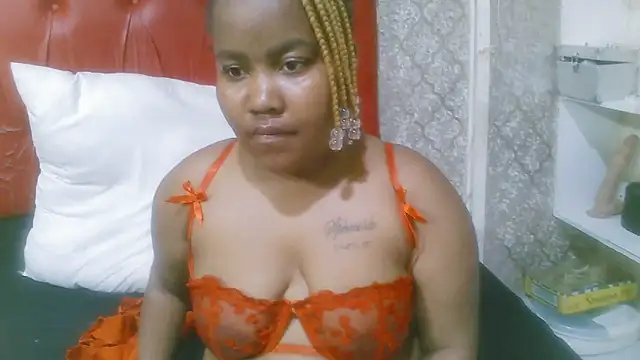 ChubbyMigetxx online show from 24, 10, 2025