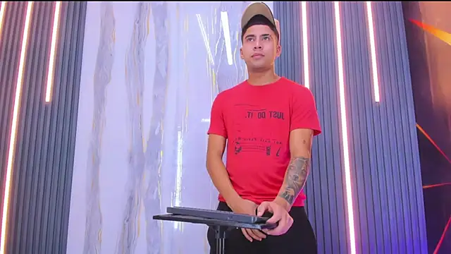 Play boys Hot2 online show from 23, 11, 2025