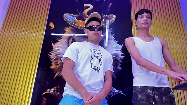 Play boys Hot2 online show from 2, 11, 2025