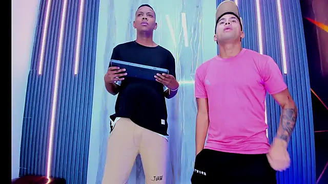 Play boys Hot2 online show from 1, 12, 2025