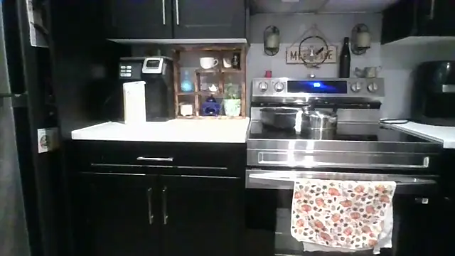 october1992xx online show from 8, 11, 2025