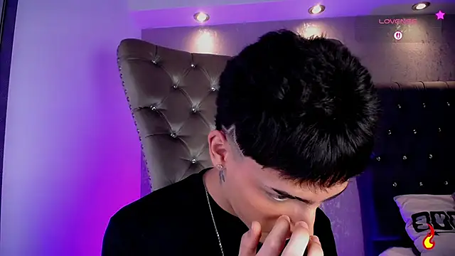 MateoMitchell online show from 25, 2, 2026