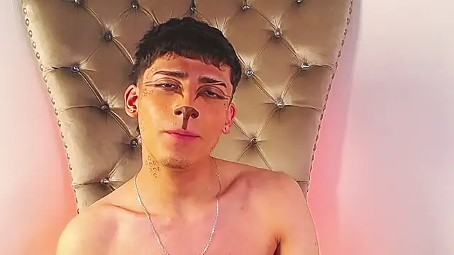 MateoMitchell online show from 27, 10, 2025