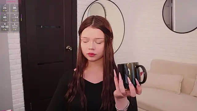 Sarah babyyy online show from 7, 11, 2025