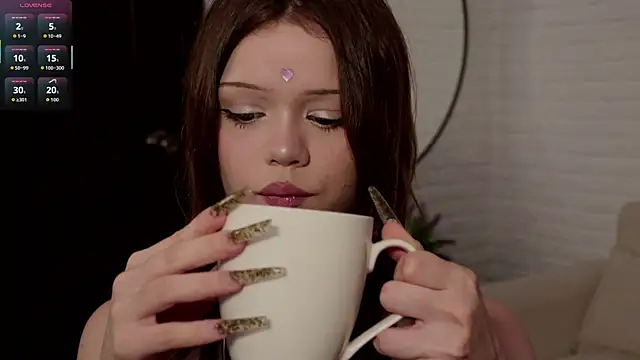 Sarah babyyy online show from 21, 11, 2025