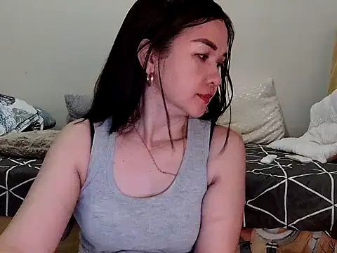 KissHott online show from 4, 5, 2026