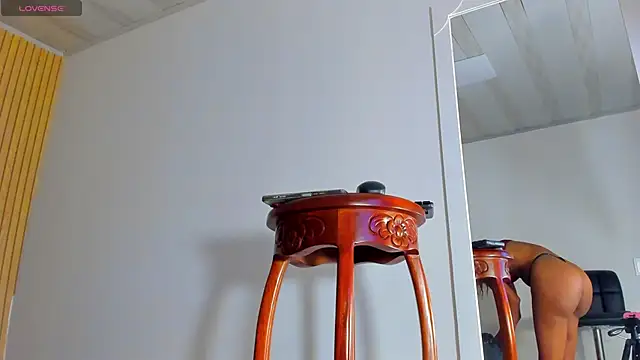 bella tinkerbell bahamas online show from 28, 11, 2025