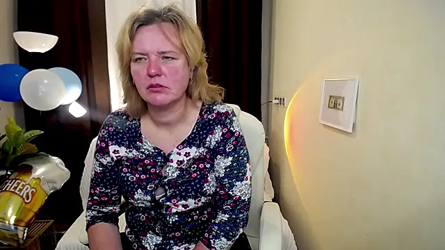 VestaWoody online show from 5, 10, 2025