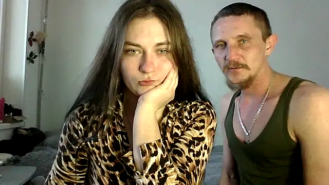 Twolatte1520 online show from 5, 3, 2026