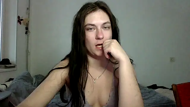 Twolatte1520 online show from 4, 12, 2025