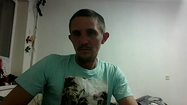 Twolatte1520 online show from 2, 4, 2026