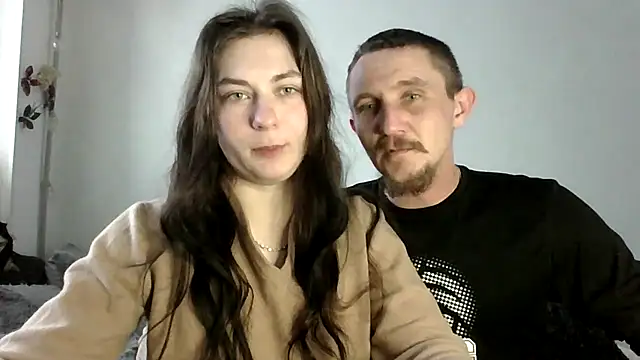 Twolatte1520 online show from 4, 3, 2026