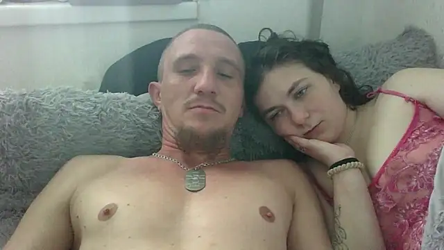 Twolatte1520 online show from 10, 4, 2026