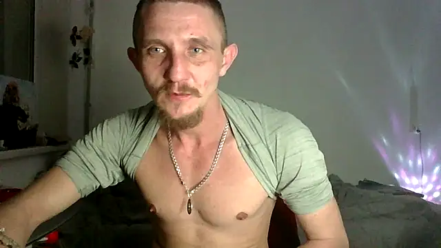 Twolatte1520 online show from 16, 2, 2026