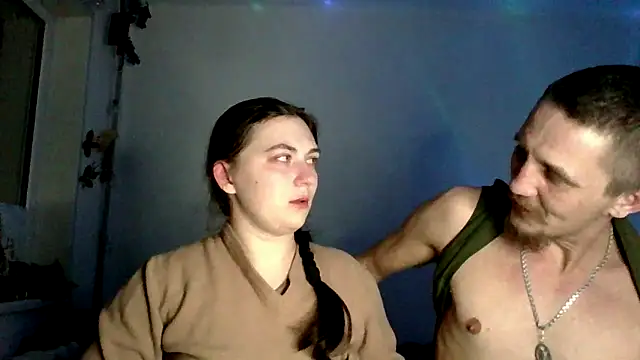 Twolatte1520 online show from 6, 3, 2026