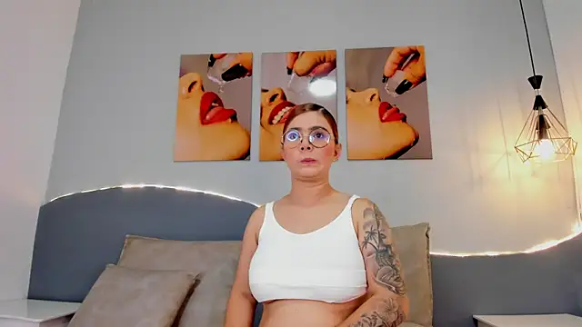 LuliJones online show from 19, 10, 2025