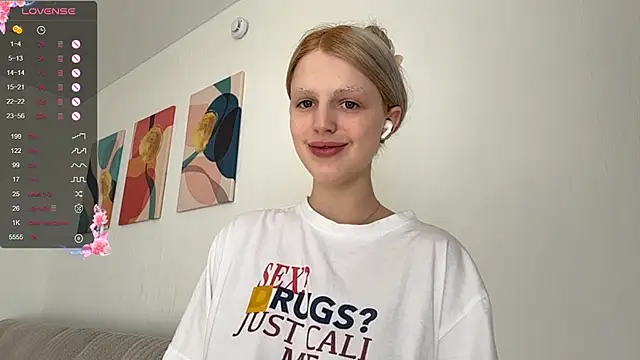 Snapshot of GilySuper chatting on 3, 5, 2026 GilySuper online show from 3, 5, 2026