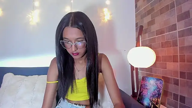 luna valen online show from 6, 2, 2026