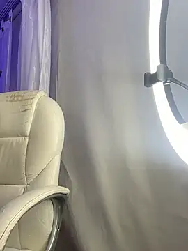 Rose monroee online show from 13, 7, 2026