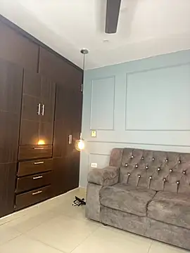 Rose monroee online show from 15, 1, 2026