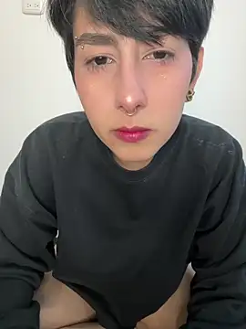 DaisyEmily online show from 8, 11, 2025