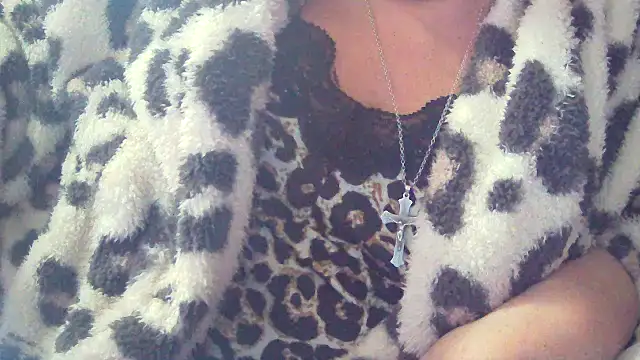 Playful MILF Demi online show from 14, 2, 2026