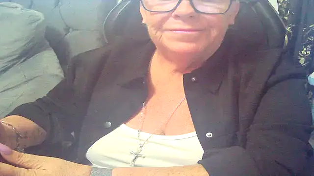 Playful MILF Demi online show from 14, 7, 2026