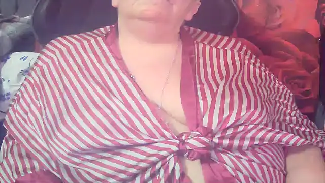 Playful MILF Demi online show from 25, 2, 2026