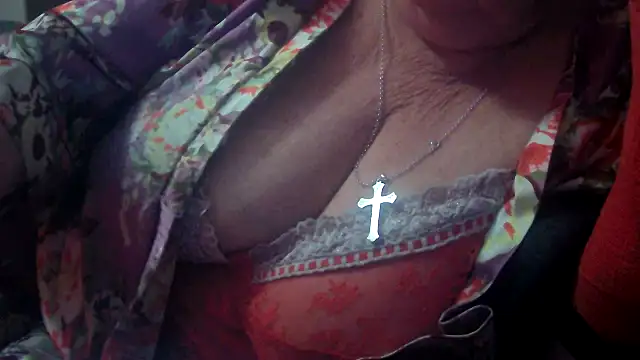 Playful MILF Demi online show from 19, 10, 2025