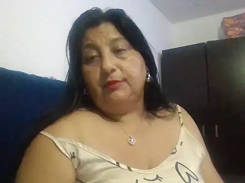 Snapshot of Karina_Betherlsen chatting on 9, 10, 2025 Karina Betherlsen online show from 9, 10, 2025