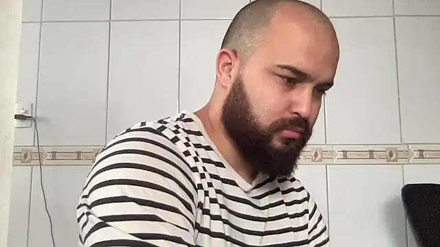 Snapshot of mayday2025m chatting on 15, 12, 2025 mayday2025m online show from 15, 12, 2025