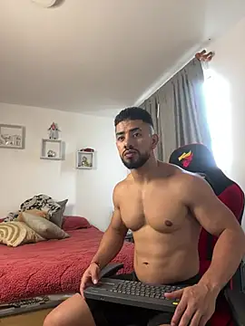 Ezzio Scolaro online show from 10, 2, 2026