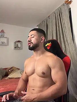 Ezzio Scolaro online show from 26, 11, 2025