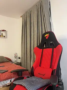 Ezzio Scolaro online show from 25, 2, 2026