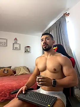 Ezzio Scolaro online show from 28, 11, 2025