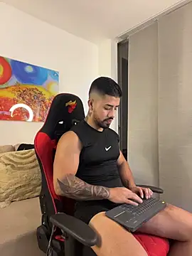 Snapshot of Ezzio_Scolaro chatting on 20, 6, 2026 Ezzio Scolaro online show from 20, 6, 2026