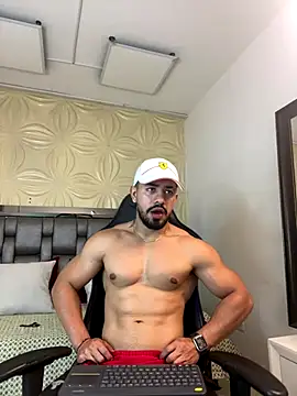 Ezzio Scolaro online show from 16, 12, 2025