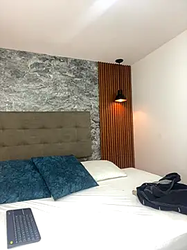 Sam Clark online show from 19, 10, 2025