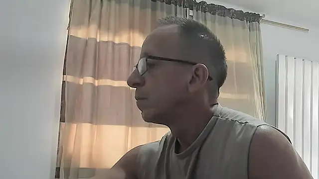 Snapshot of _axelking_ chatting on 19, 7, 2026 axelking online show from 19, 7, 2026