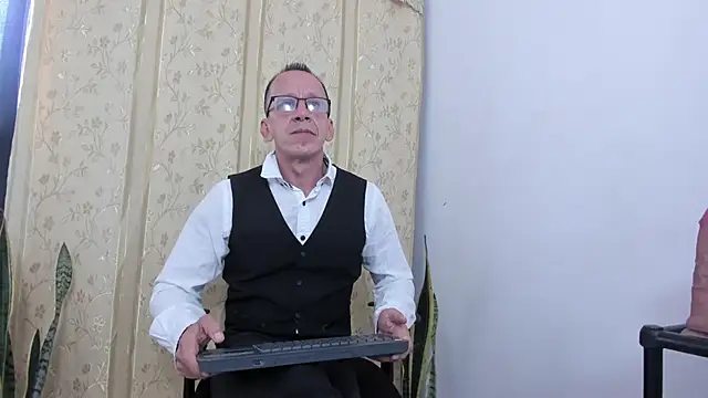  axelking  online show from 14, 4, 2026