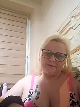 NieMaJazdyBezGwiazdy7883 online show from 16, 11, 2025