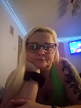 NieMaJazdyBezGwiazdy7883 online show from 1, 5, 2026