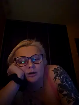 NieMaJazdyBezGwiazdy7883 online show from 15, 12, 2025
