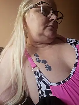 NieMaJazdyBezGwiazdy7883 online show from 4, 12, 2025