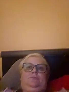 NieMaJazdyBezGwiazdy7883 online show from 2, 11, 2025