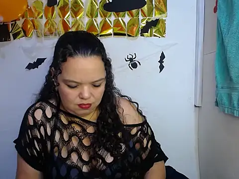 cherry blond online show from 4, 10, 2025