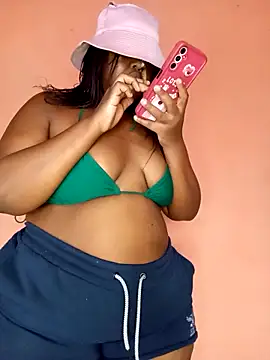 Snapshot of BigBootyBitch96 chatting on 2, 3, 2026 BigBootyBitch96 online show from 2, 3, 2026