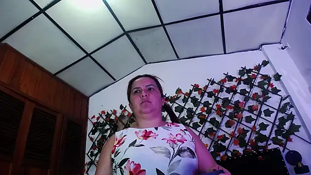 vauroraper online show from 1, 12, 2025