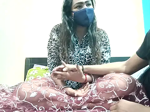 horny milf couple online show from 15, 2, 2026